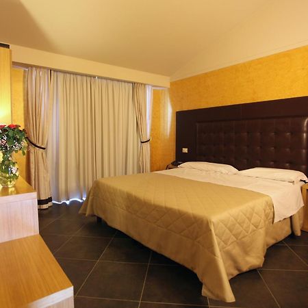 Hotel Briganti Qualiano Bilik gambar