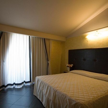 Hotel Briganti Qualiano Bilik gambar