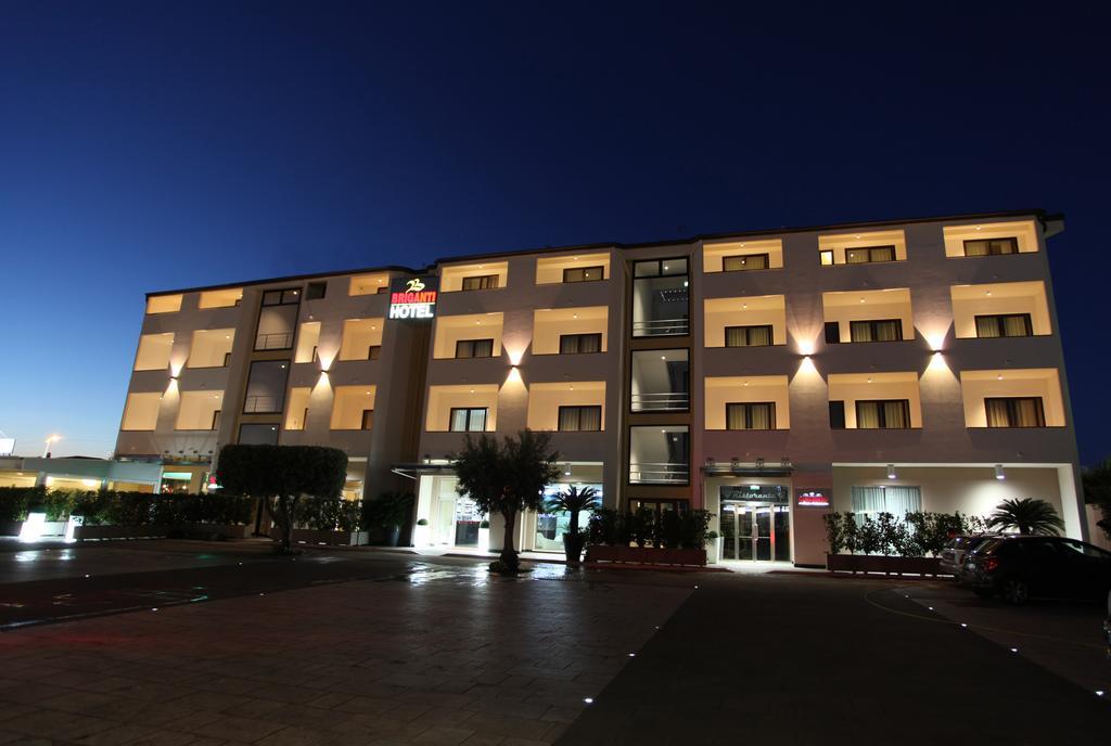 Hotel Briganti Qualiano Luaran gambar