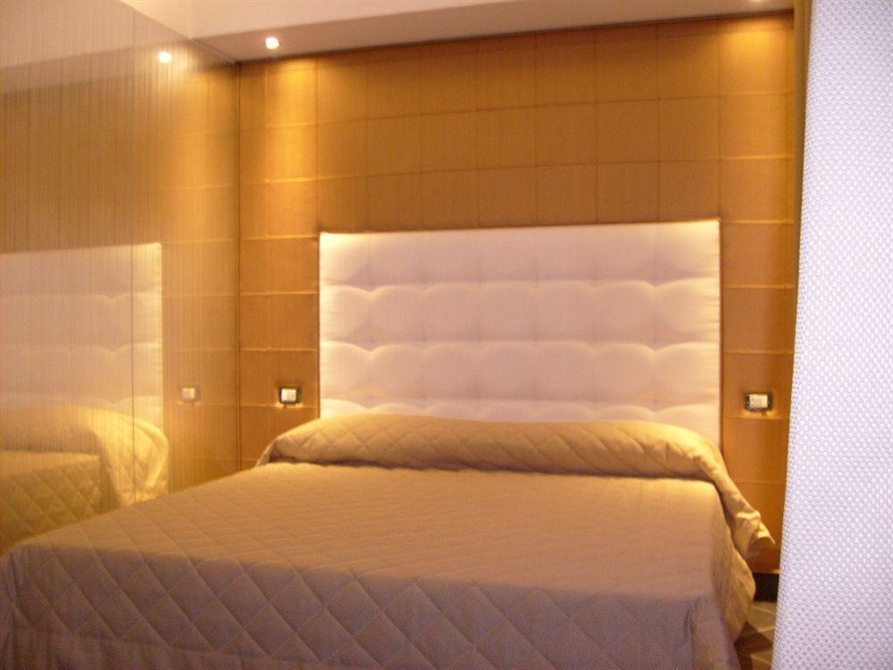 Hotel Briganti Qualiano Luaran gambar
