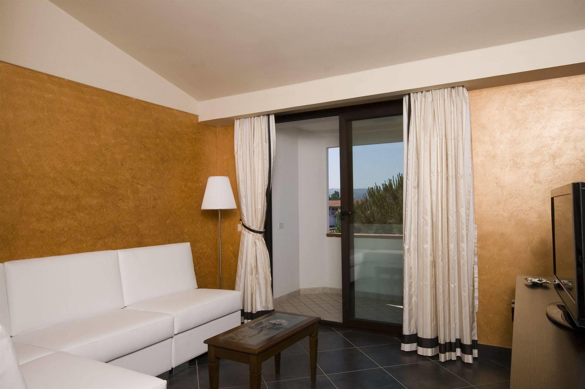 Hotel Briganti Qualiano Luaran gambar