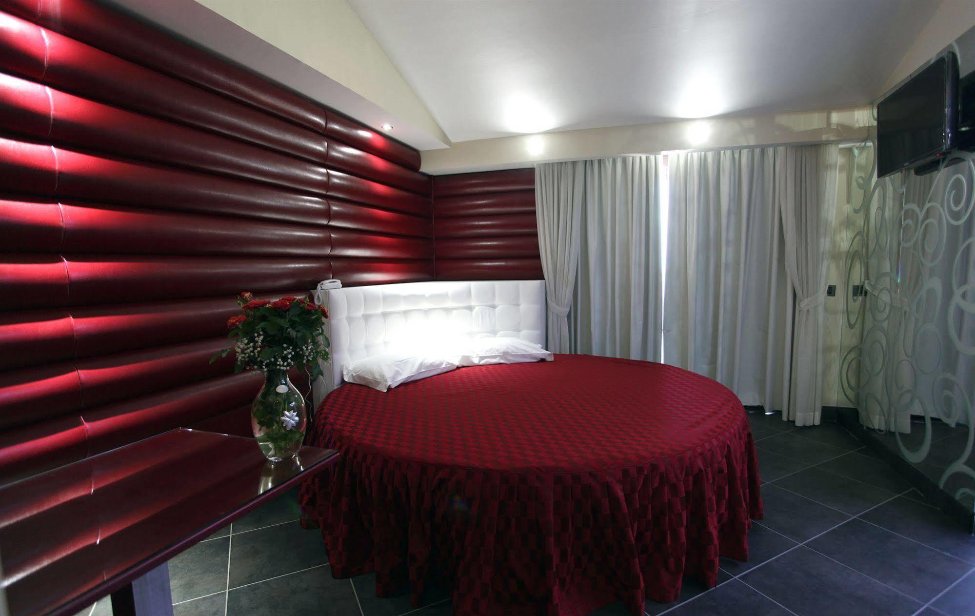 Hotel Briganti Qualiano Luaran gambar